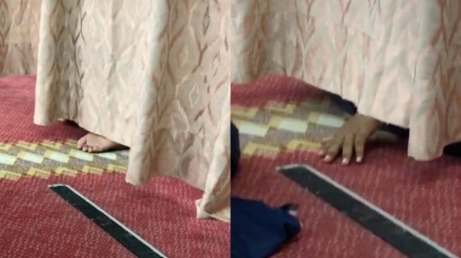 Aksi Gatal Pria 'Meraba-raba' ke Bawah Tirai Pembatas Salat Wanita di Masjid, Tuai Kecaman: Terkutuk!