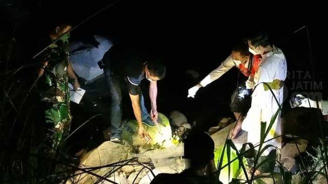 Ilustrasi penemuan mayat di Sungai Cianjur [Foto: Beritajatim]
