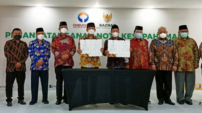 Tingkatkan Kualitas Pelayanan dan Pengelolaan Zakat, Baznas dan Ombudsman Teken MoU