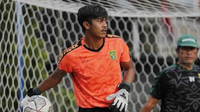 Kiper Persebaya Surabaya Andika Ramadhani [Foto: Beritajatim]