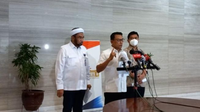 Nama KSP dan Ngabalin Dicatut dalam Surat Minta Sumbangan Rp 800 Juta ke Wali Kota Cirebon, Moeldoko: Itu Tidak Benar!