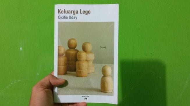 Ulasan Novel Keluarga Lego: Jika Keluarga Jadi Sumber Malapetaka