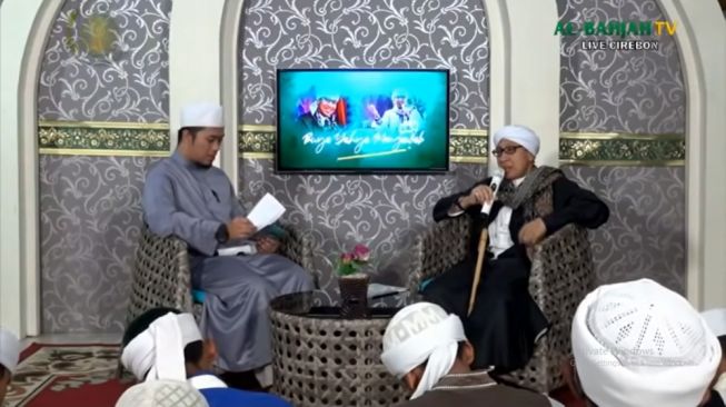 Hukum Lupa Niat Puasa Ramadhan dan Tidak Sahur Menurut Buya Yahya. (YouTube/Al-Bahjah TV)