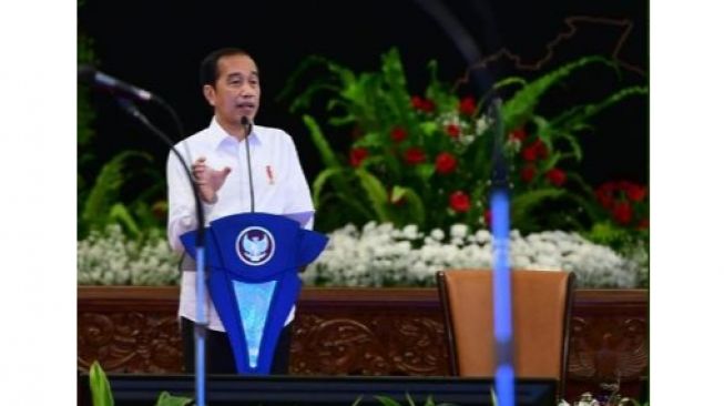 Yeay! Jokowi Teken PP Soal THR dan Gaji ke-13 Bagi ASN hingga Pensiunan, Ada Bonus Tukin Juga