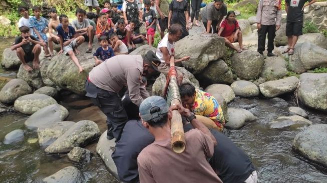 Asyik Berwisata, Mahasiswa Unsoed Justru Tewas Tenggelam di Curug Duwur Purbalingga