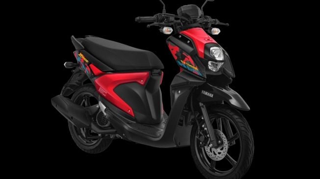 Yamaha X-Ride Metallic Red, memadukan hitam metallic dan sentuhan warna merah, menonjolkan karakter berani [PT YIMM].