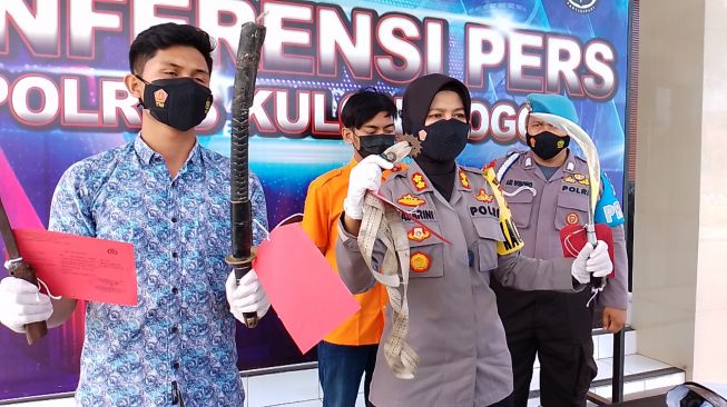 Unggah Konten Bawa Sajam, 4 Pemuda di Kulon Progo Dicokok Polisi