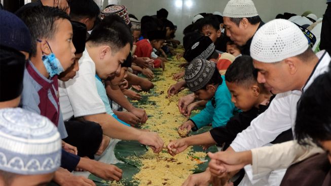 Jadwal Salat dan Jadwal Buka Puasa Kota Tangerang Selatan, Sabtu 9 April 2022