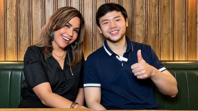 Tak Punya Nomor HP, Nicholas Sean Ngaku Masih Sulit Ngobrol dengan Ibu Sambung