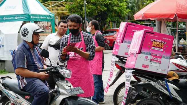 Beri Kemudahan Pelanggan Hingga Ke Pelosok Kampung Smartfen Tawarkan Produk Lewat Moko 6001