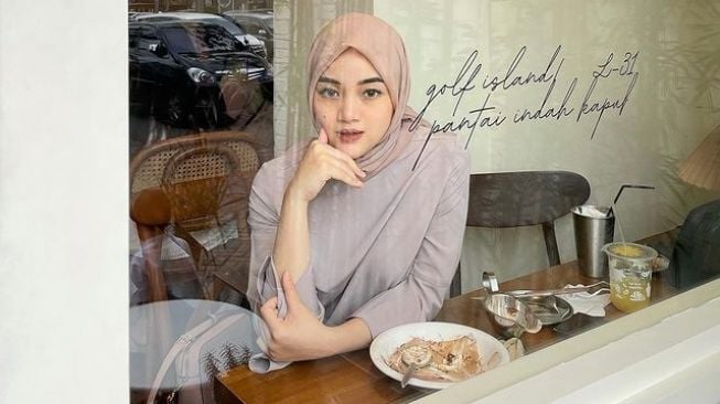 Diandra Marsha Keponakan Maia Estianty. (Instagram/diandramarsha)