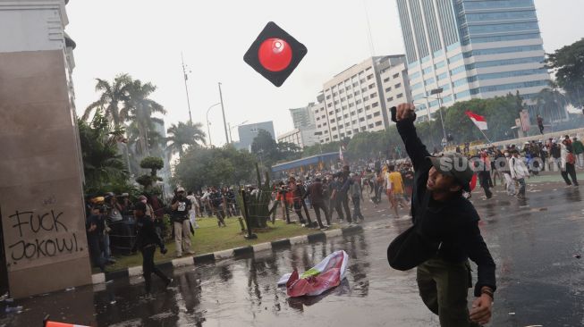 Kantor Polisi dan RTH Rusak Berat Akibat Demo Senin Kemarin, Berapa Kerugiannya?