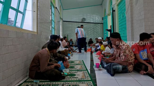 Kisah Kopi Arab Khas Ramadhan Masjid Layur Semarang, Dibagikan Gratis Pada Hari Tertentu