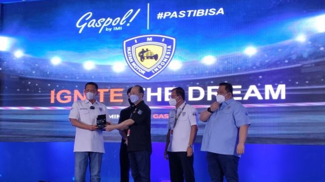 IMI meresmikan peluncuran aplikasi IMI Gaspol di IIMS Hybrid 2022 di JIExpo Kemayoran Jakarta, Sabtu (9/4/2022) [ANTARA/Arnidhya Nur Zhafira]