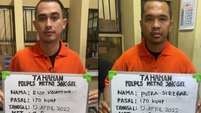 Putra Siregar dan Rico Valentino jadi tersangka dalam kasus penganiayaan. [istimewa]