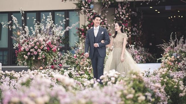 Agensi Rilis Foto Pernikahan Terbaru Hyun Bin dan Son Ye Jin (instagram vast entertainment)