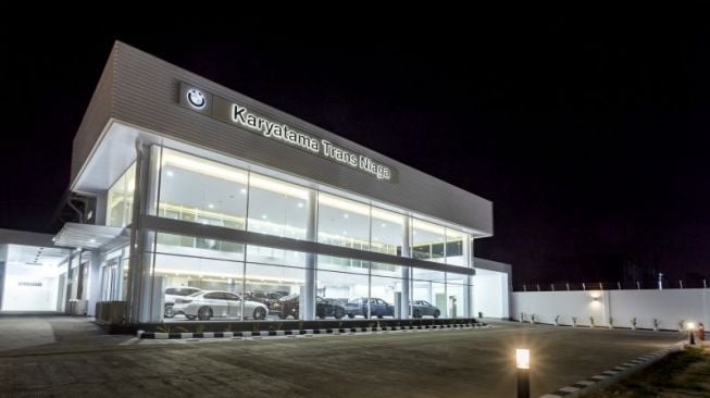 Dealer BMW Karyatama Trans Niaga di Pekanbaru, Riau (ANTARA/HO-BMW Indonesia) 