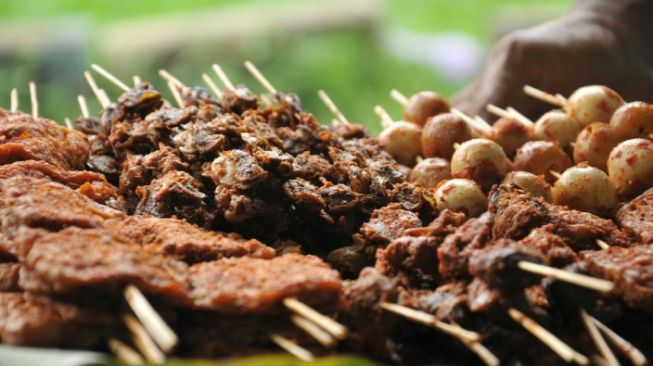 Resep Sate Telur Puyuh, Menu Angkringan Populer dengan Cita Rasa Manis yang Bikin Ketagihan