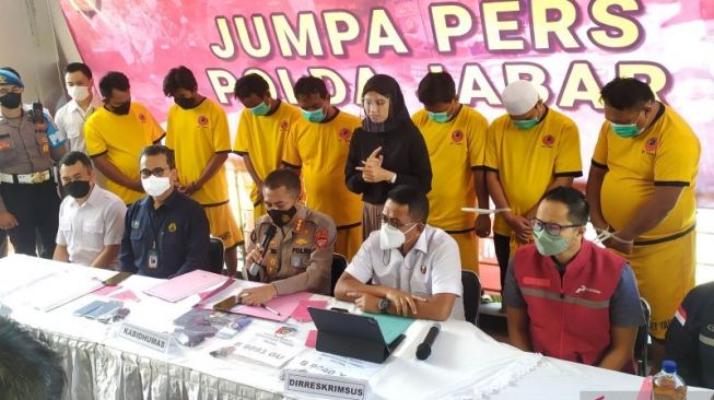 Ciduk Penimbun 25 Ribu Liter Solar Bersubsidi, Polda Jabar: Masih Banyak yang Belum Ditangkap