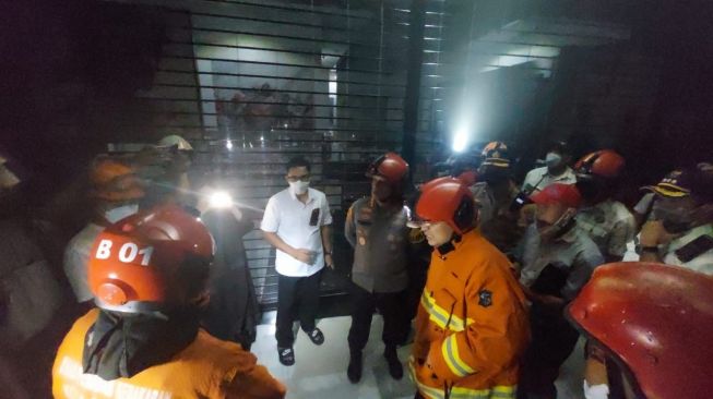 Wali Kota Eri Cahyadi Pastikan Tak Ada Korban Jiwa Akibat Kebakaran Tunjungan Plaza Surabaya