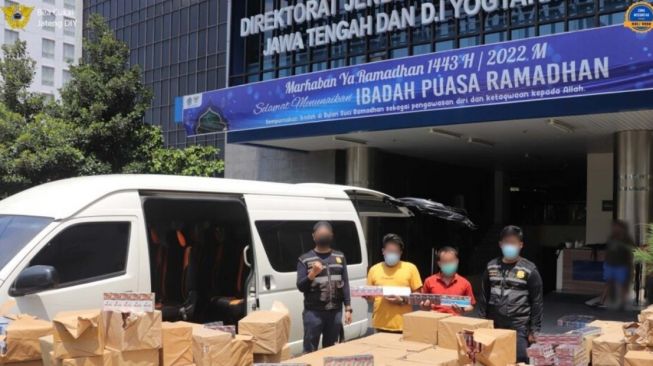 Bea Cukai Amankan 4,47 Juta Batang Rokok Ilegal dalam 6 Penindakan Beruntun di Jawa Tengah
