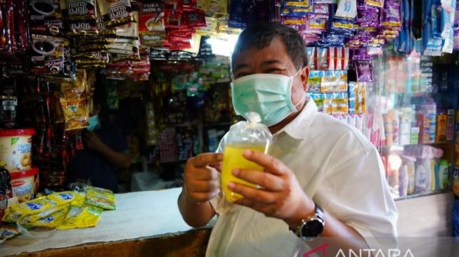 Jelang Lebaran, Harga Minyak Goreng Curah di Garut Berangsur Turun