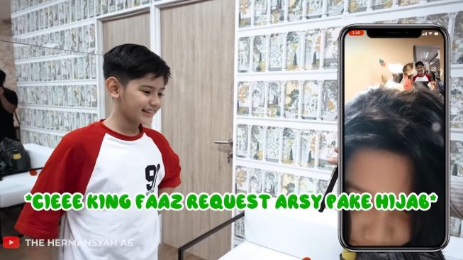 Momen King Faaz Video Call Arsy Hermansyah (YouTube The Hermansyah A6)