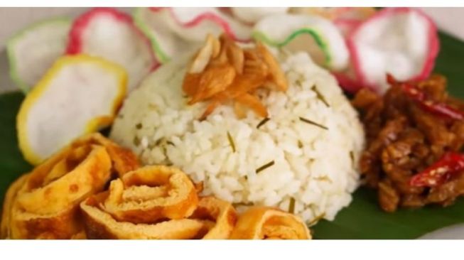 Resep Nasi Gurih Daun Jeruk Untuk Menu Buka Puasa Hari Ini