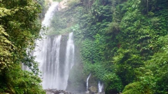 Tiu Kelep Senaru: Sang Air Terjun Gagah di Lombok Utara