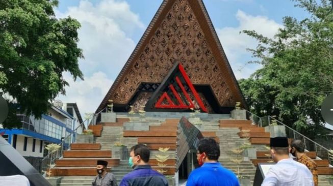 5 Fakta Masjid At-Taufiq, Didirikan untuk Mengenang Mendiang Taufik Kiemas