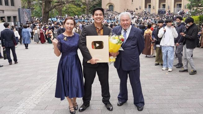 Potret Jerome Polin Wisuda di Jepang (Instagram/@jeromepolin)