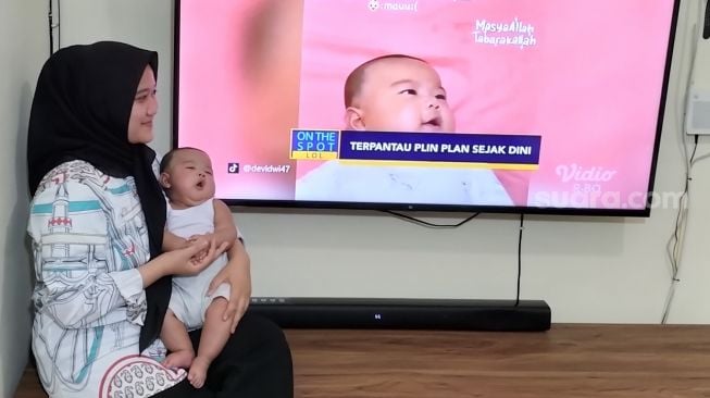 Viral Video Bayi 3 Bulan Sudah Bisa Bicara, Warganet: Penerus Lala Gedenya