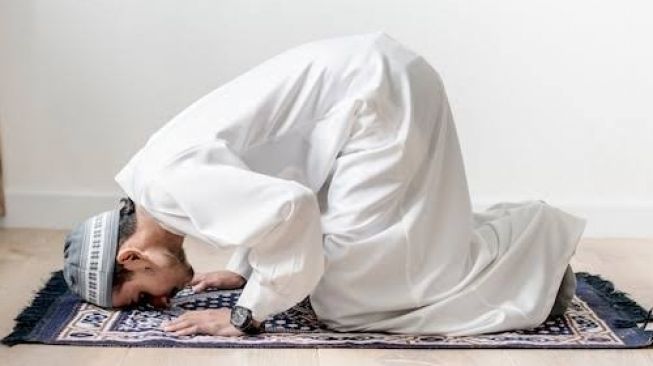 Panduan Cara dan Waktu Sholat Hajat yang Benar Agar Keinginan Cepat Terkabul