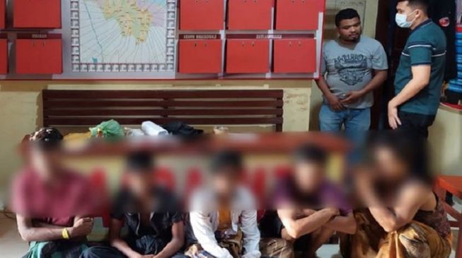 Hendak Membawa Kabur Pengungsi Rohingya dari Kamp Penampungan, 3 Warga Bireuen Ditangkap