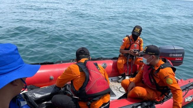 Ketiga Bocah yang Tenggelam di Batu Merah Batam Ditemukan Tim SAR