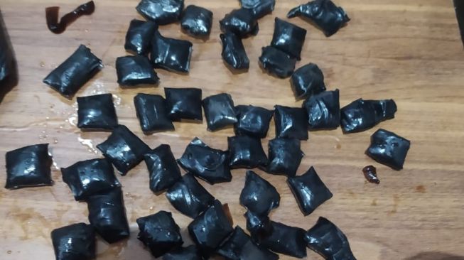 Gerebek Kurir Sabu Asal Padang, Tim Elang Selatan Sita 150 Gram Barang Bukti