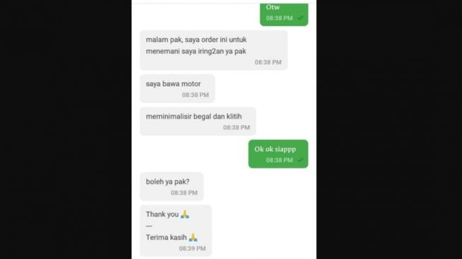 Tangkapan layar percakapan ojol dan customer yang disuruh meminta untuk mengiringi di jalan (Twitter)