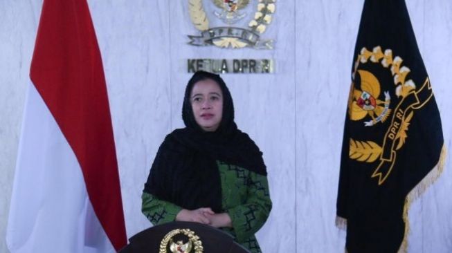 POPULER: Elektabilitas Puan Maharani Meroket, Pengikut Tri Suaka Merosot Tajam, Cara Sajikan Makanan Santri Jadi Sorotan