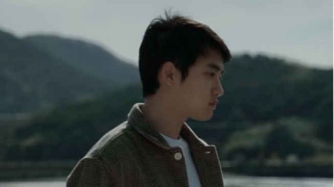 Healing, D.O. EXO Nyanyikan 'Off My Face' di Teaser Terbaru 'Off The Grid'