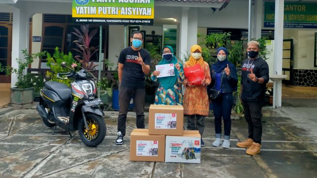 Astra Motor Yogyakarta Serahkan Donasi dan Gelar Buka Puasa Bersama (Dok. Astra Motor Yogyakarta)