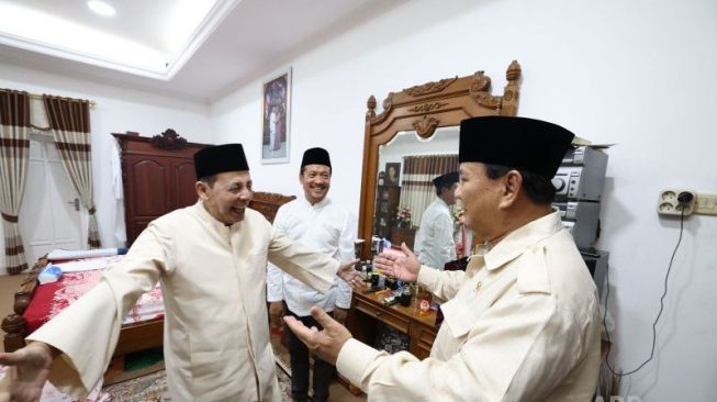 Isi Pertemuan Prabowo Subianto dengan Habib Luthfi di Pekalongan, Ketawa-ketawa Hingga Makan Kambing Timur Tengah