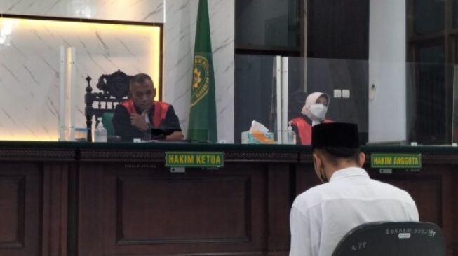 Bacakan Pledoi, Randy Bagus Bantah Paksa Novia Widyasari Gugurkan Kandungan