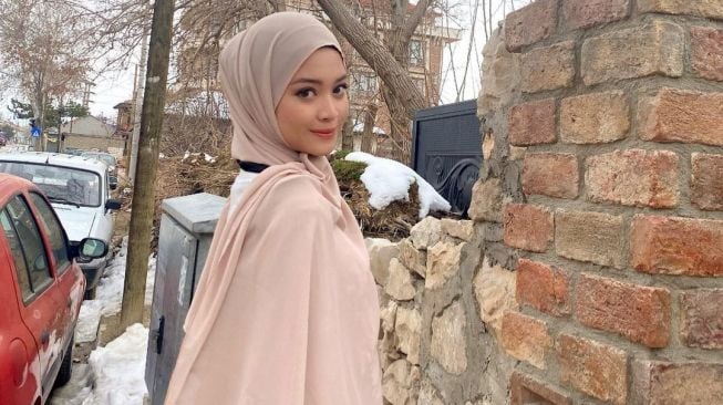 Berhijab, Yoriko Angeline Kesulitan Perankan Sosok yang Lebih Dewasa