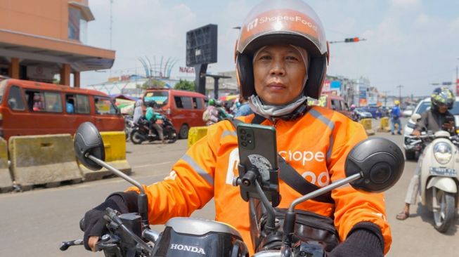 Potret Kartini Masa Kini, Ini Kisah Perjuangan Dua Lady Driver yang Menginspirasi