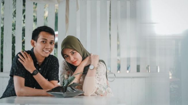 Survei Ini Ungkap Waktu Ideal Orang Indonesia Pertama Kali Bilang I Love You ke Pasangan