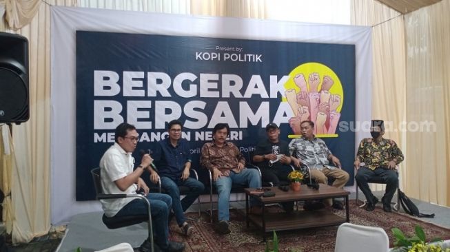 Mendadak Kumpul Bareng Aktivis 98 dari Syahganda, Eben Joman hingga Arief Poyuono, Masinton Bicara Lawan Oligarki