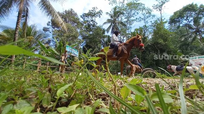 Serunya Ngabuburit Berkuda Keliling Desa di Banjarnegara, Ini Cerita Lengkapnya