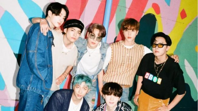 Single 'Dynamite' BTS Berhasil Raih Sertifikasi Double Platinum dari RIAJ