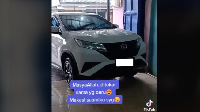 Berangkat bawa Daihatsu Xenia, pulang mengendarai Daihatsu Terios (TikTok)