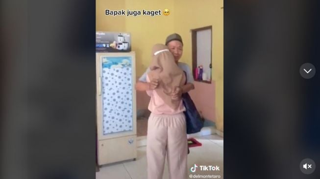 Haru, Lama Tak Pulang Ke Rumah, Perempuan Ini Mudik Tanpa Sepengetahuan Orangtuanya